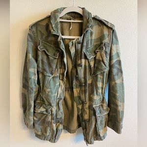 Free People. Camo Jacket.